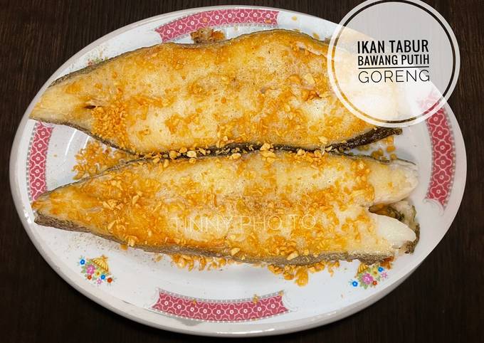 Resep Ikan tabur bawang putih goreng, Lezat Sekali