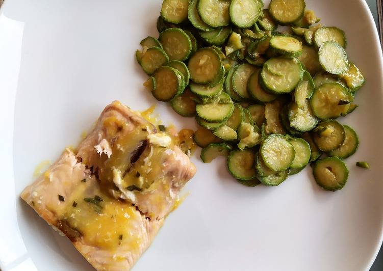 Salmone all'arancia e zucchine