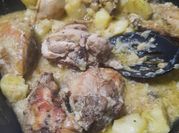 Una foto de pollo al puerro con papa