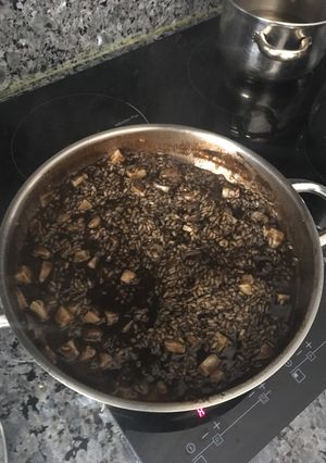 Una foto de Arroz negro