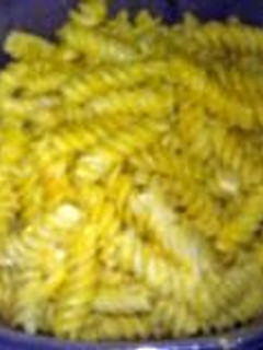 A picture of cheese ham pasta.