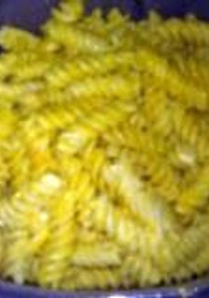 A picture of cheese ham pasta.