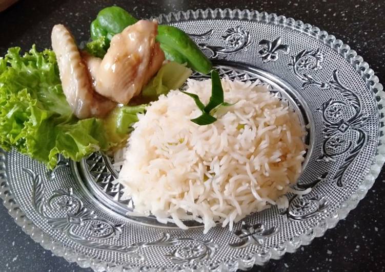 Langkah Mudah untuk Menyiapkan Nasi ayam Hainan, Lezat