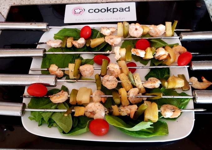 How to Make Mario Batali My BBQ Skewered Prawns fruit &amp; Veg 😍