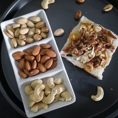 A picture of Nuts on slice😉😋.