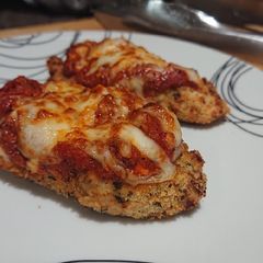 A picture of Air-Fried Chicken Parmesan.