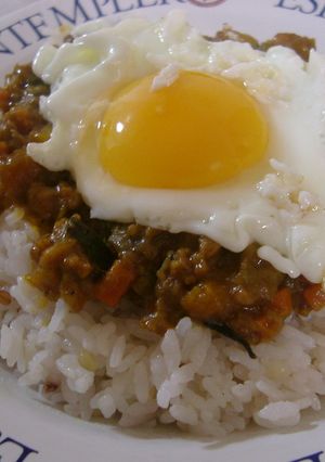 A picture of Vegetable-Packed Dry Curry.