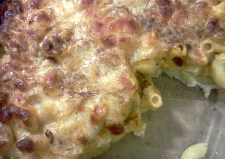Recipe of Award-winning home made baked mac &amp; cheese
