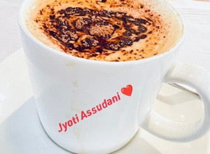 A picture of Hot chocolate drink 🥰😋🍻.
