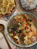 Gulai Kikil Sawi Asin