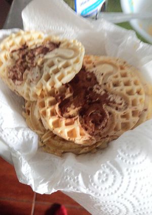 Una foto de Waffles con un poco de canela