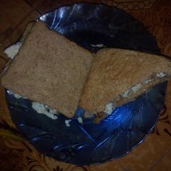 A picture of Bread with toasted eggs.