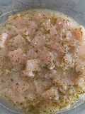 Pechuga marinada al ajo perejil