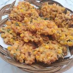 A picture of Bakwan Jagung Renyah.