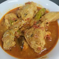 A picture of Chicken bhuna masala.