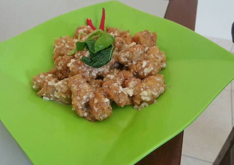 Cumi tepung telur asin