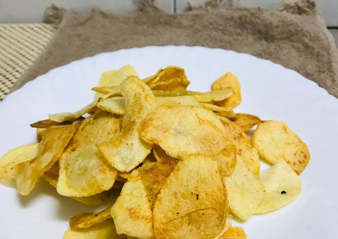 Homemade Deep Fried Potato Crisps