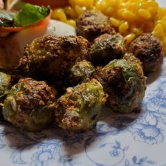 A picture of Air Fryer Brussels Sprouts.