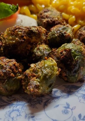 A picture of Air Fryer Brussels Sprouts.