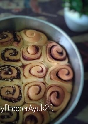 Foto resep Cinnamon Roll & Coklat kacang Roll
