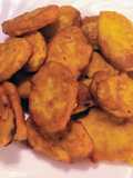 Frituras de maíz saladas usando maíz de lata