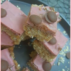 A picture of Oats crispy bars (no bake).