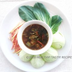 A picture of Pak Choi Hot Sour Soup.