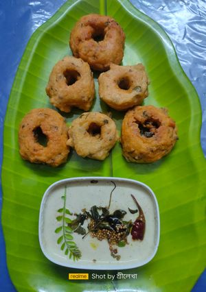 মেদু বড়া (Medu Bora) রেসিপির প্রধান ছবি