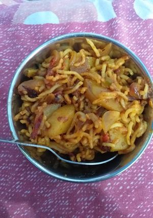 A picture of Maggi.