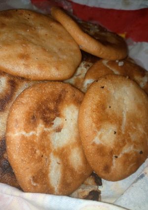 A picture of Kunday /Meethi Tikiyian.