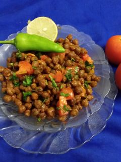 ચટ પટ્ટી ચણા ચાટ (Chatpati Chana Chaat Recipe In Gujarati) રેસીપી મુખ્ય ફોટો