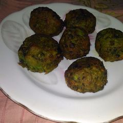 A picture of Green gram balls.