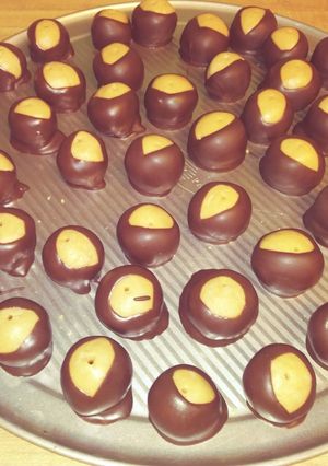 A picture of Buckeyes.