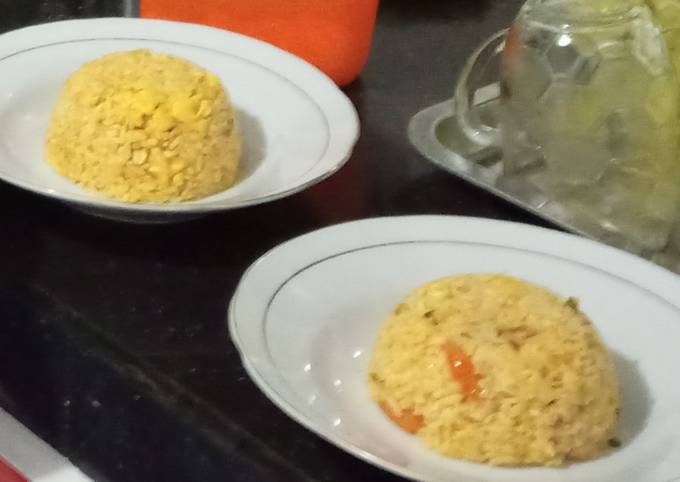 Resep Nasi Goreng Ayam Telur Tanpa MSG oleh Fatimah Masyhur - Cookpad