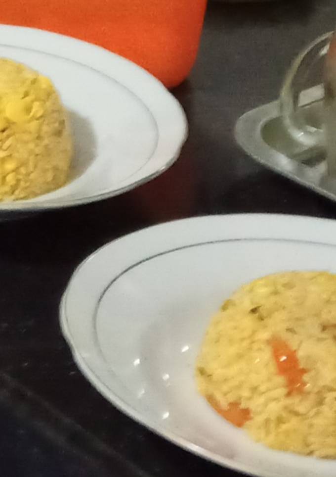 Resep Nasi Goreng Ayam Telur Tanpa MSG oleh Fatimah Masyhur - Cookpad