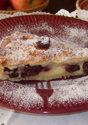 Meggyes-vaníliakrémes amerikai pite recept fotója