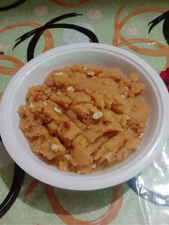 A picture of Moong dal halwa.
