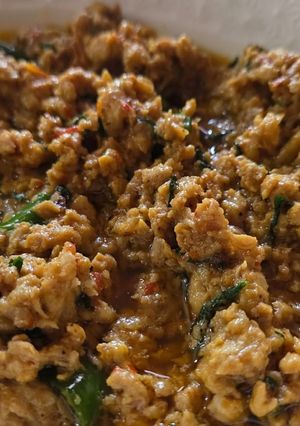 A picture of Makhani chicken qeema (Butter ground chicken).