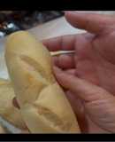 Bánh Mì “Tươi” Mềm Mịn