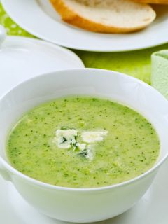 صورة لوصفة طريقة عمل شوربة البروكلي بكريمة للطبخ من بوك