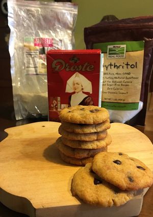 A picture of Chewy Chocochips Cookies #Keto_cp_AnekaKueKering.