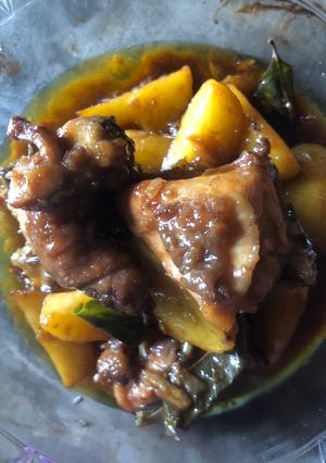Foto resep Semur ayam ft kentang ulala