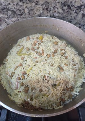Una foto de Moro de guandules!
