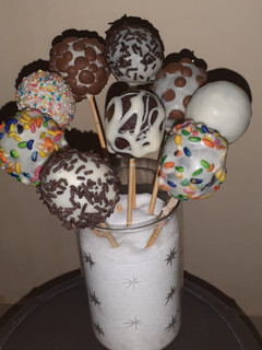 A picture of Cake pops.