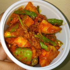 Instant raw mango chilli pickle A picture of Instant raw mango chilli pickle.