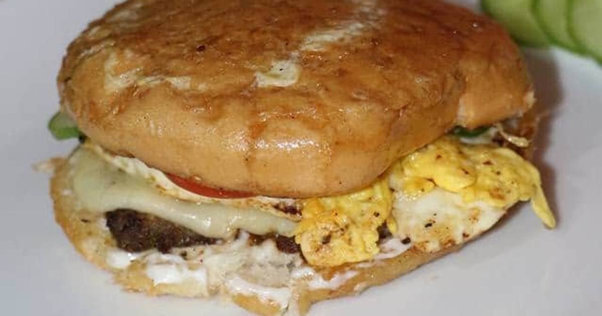 Cheezy Mutton patties burgers Recipe by Maryam Shakoor Cookpad