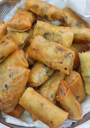 A picture of Vegetarian Spring Rolls.