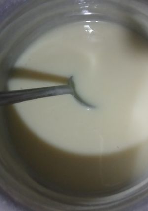 A picture of Condensed milk.