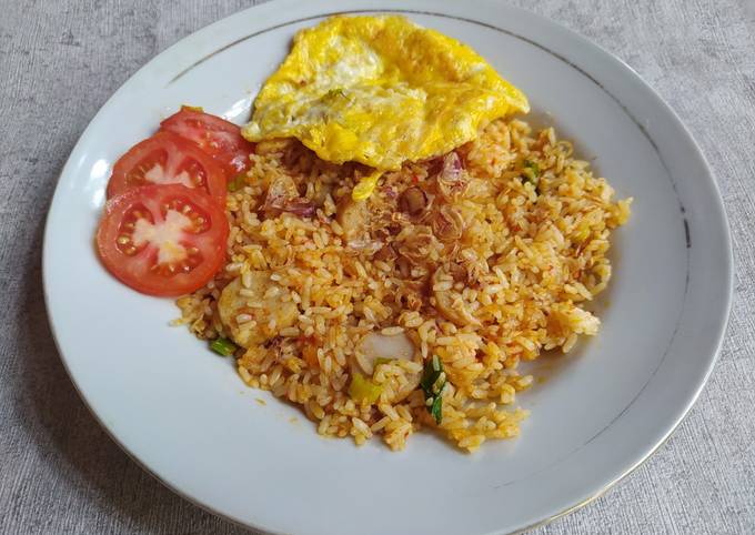 Nasi goreng merah/tanpa kecap