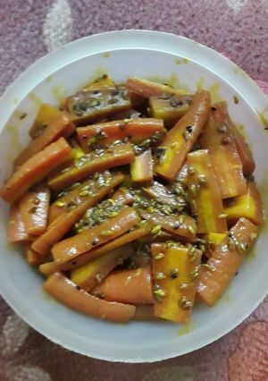 A picture of Instant carrot pickle.